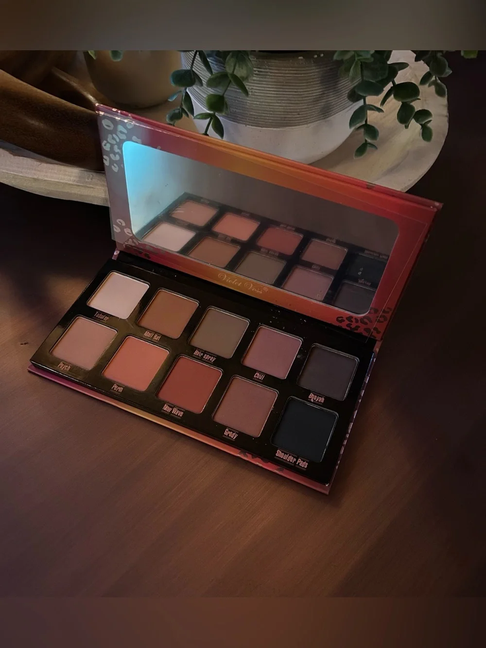 VIOLET VOSS VIBES MATTE EYESHADOW PALETTE